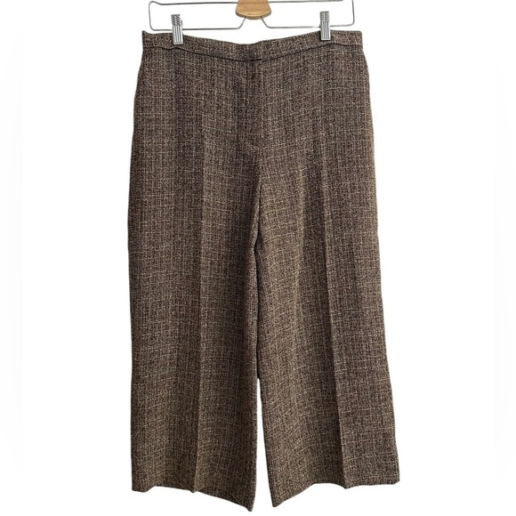 Y2K Metrostyle Tweed Suit w/ Wide Leg Cropped Pants - Picture 2 of 4